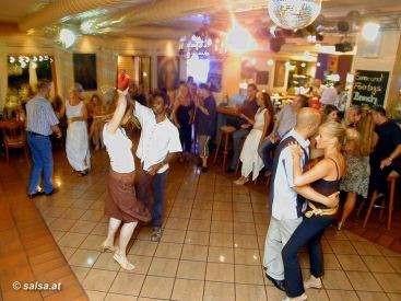 Salsa in M�nchengladbach (anklicken zum Vergr�ssern - click to enlarge)