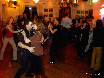 Salsa in M�nchengladbach: Kastanienhof