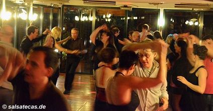 Salsa in M&ouml;nchengladbach: Kastanienhof