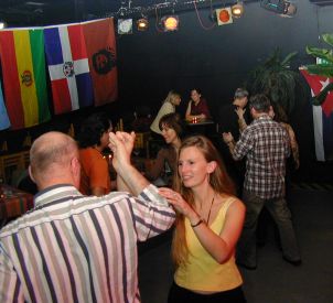 Salsa in der Theaterschänke in Rosenheim
